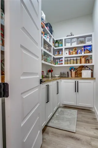 $949,000 | 112 Wooded Acrs Drive, Mineral Wells, TX 76067