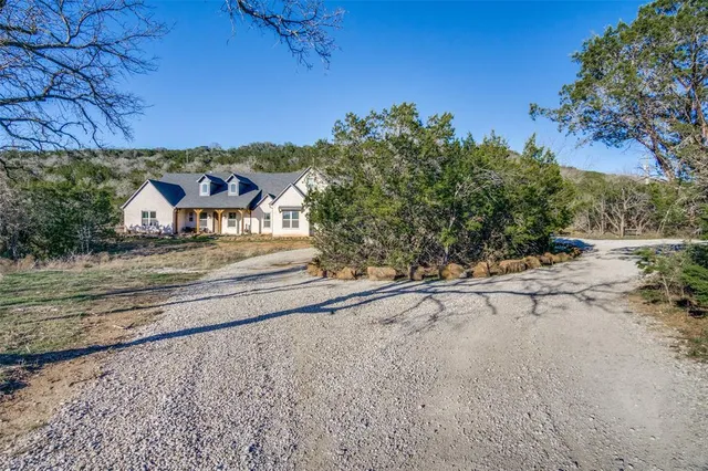 $949,000 | 112 Wooded Acrs Drive, Mineral Wells, TX 76067