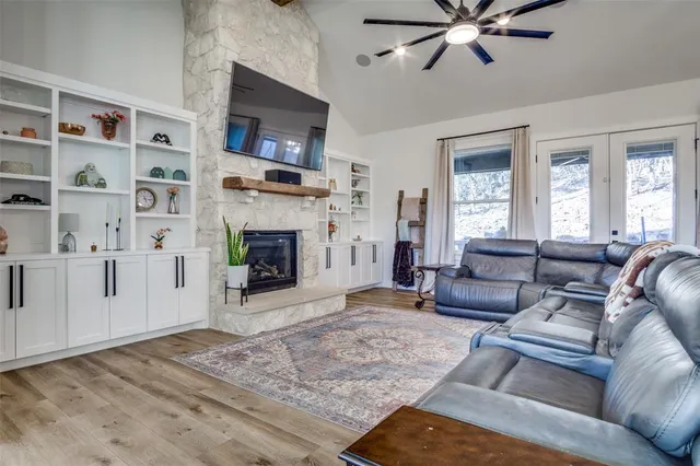 $949,000 | 112 Wooded Acrs Drive, Mineral Wells, TX 76067