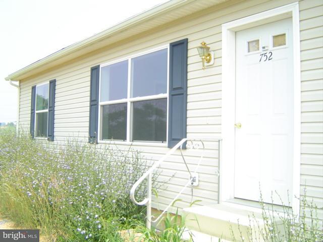 754-752 Stracks Dam Road, Unit 1 Myerstown, PA 17067 - Photo 1 of 4 Gallery Image 1