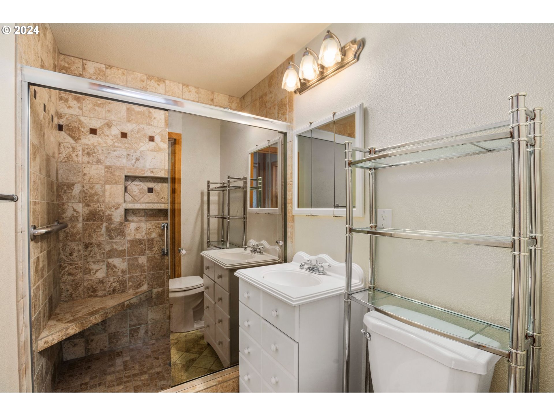 119 Lone Oak Road, Unit 300 Longview, WA 98632 - Photo 15 of 32 Gallery Image 15