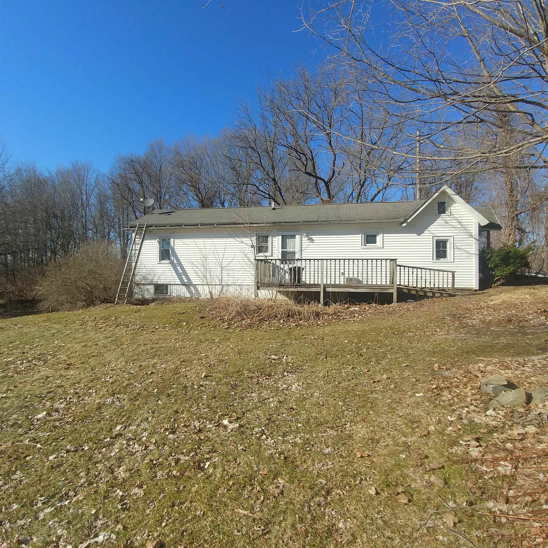 2080 Harwood Hill Road Bennington, VT 05201 - Photo 4 of 25