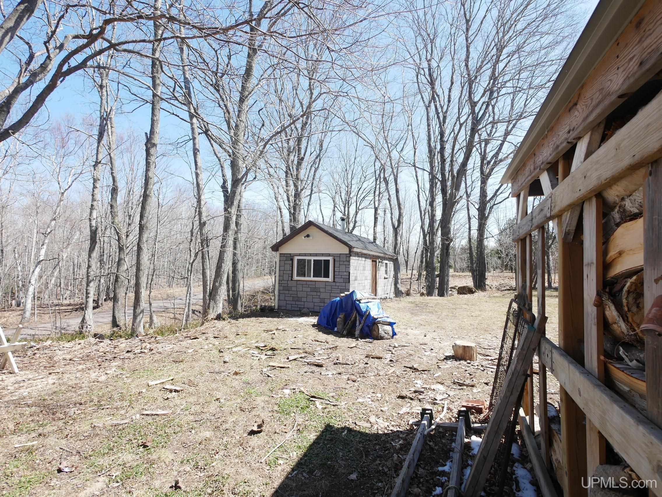 15411 North Superior Road Houghton, MI 49931 - Photo 5 of 24
