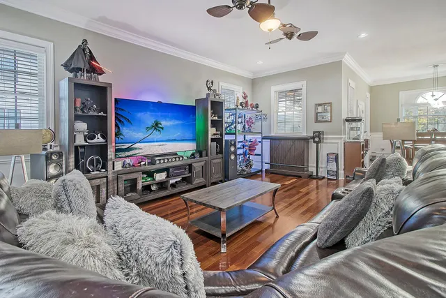 $950,000 | 141 Wando Reach Drive, Charleston, SC 29492