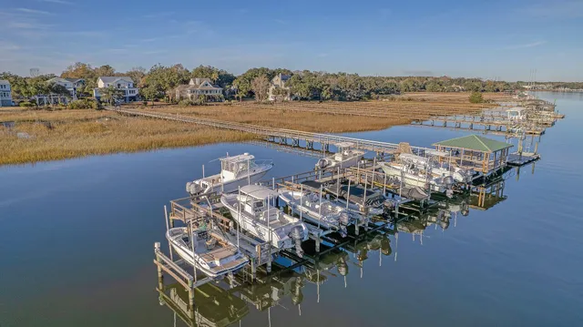 $950,000 | 141 Wando Reach Drive, Charleston, SC 29492
