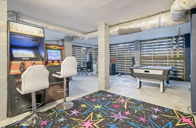 $950,000 | 141 Wando Reach Drive, Charleston, SC 29492