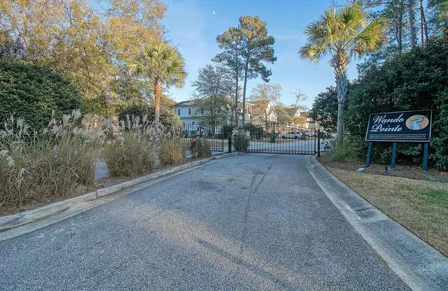 $950,000 | 141 Wando Reach Drive, Charleston, SC 29492