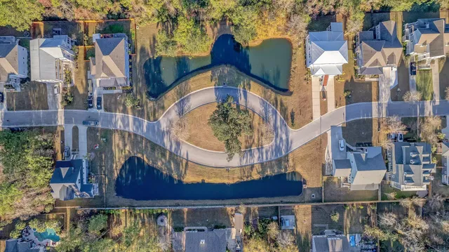 $950,000 | 141 Wando Reach Drive, Charleston, SC 29492