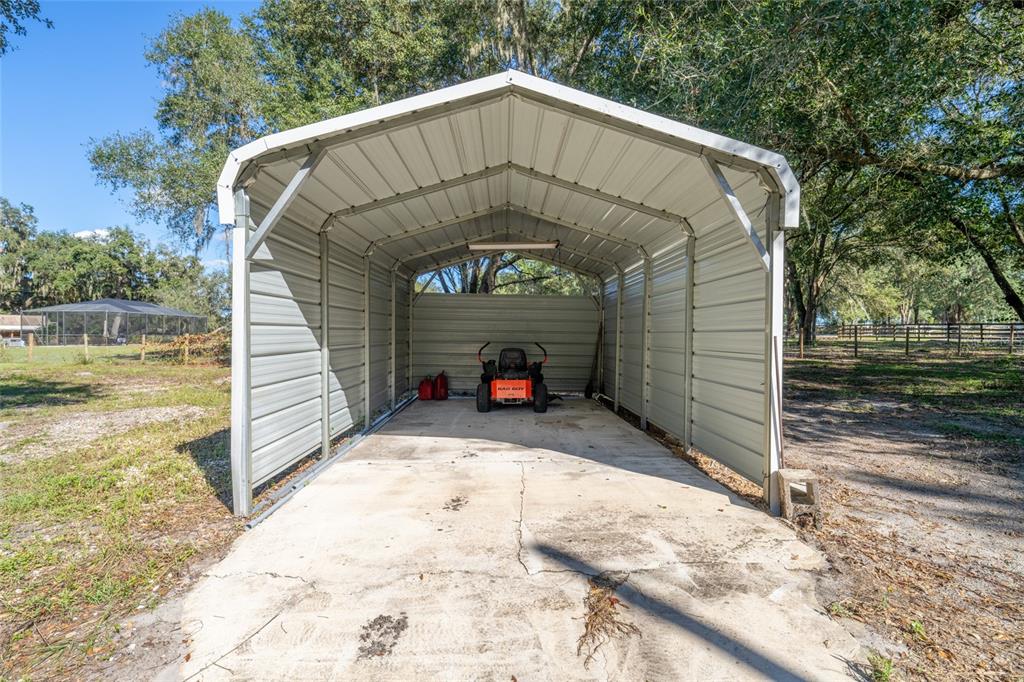 17123 Southeast 173rd Terrace Road Weirsdale, FL 32195 - Photo 13 of 62