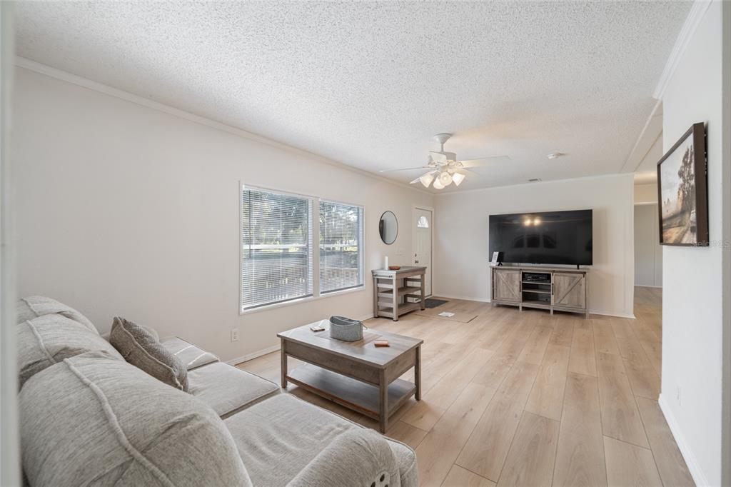 17123 Southeast 173rd Terrace Road Weirsdale, FL 32195 - Photo 21 of 62