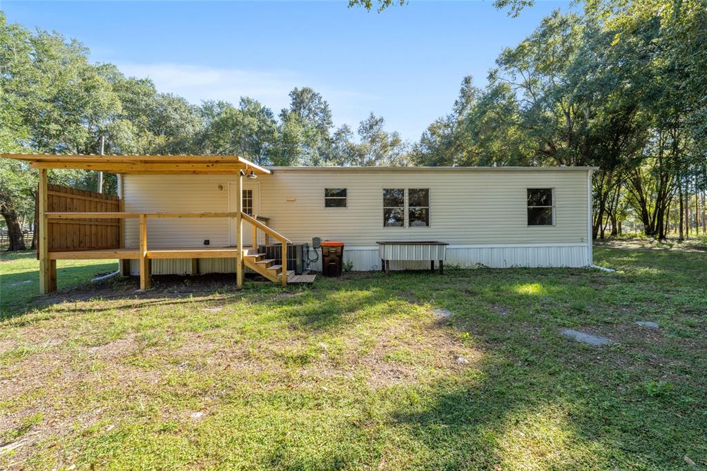 17123 Southeast 173rd Terrace Road Weirsdale, FL 32195 - Photo 9 of 62