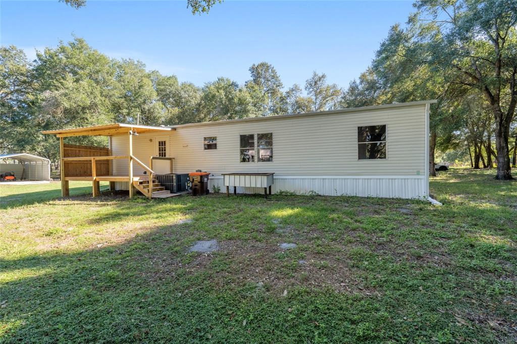 17123 Southeast 173rd Terrace Road Weirsdale, FL 32195 - Photo 10 of 62