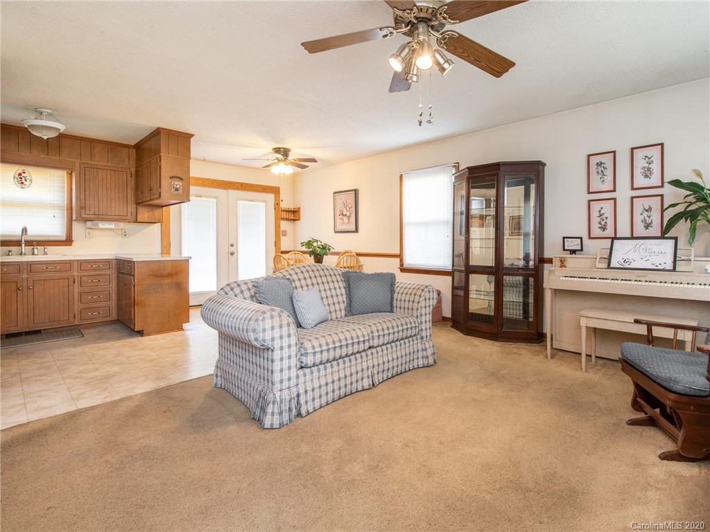 2402 Honeycutt-Simpson Road Monroe, NC 28110 - Photo 4 of 28