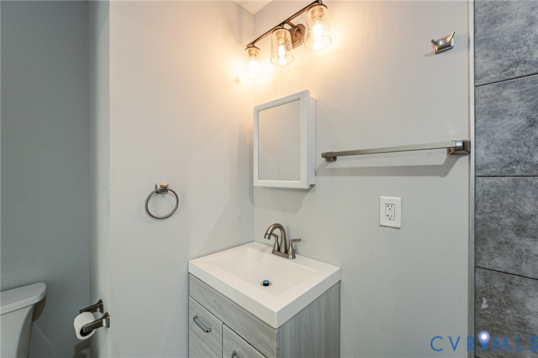2015 Fordson Road Richmond, VA 23229 - Photo 19 of 48 Contemporary vanity with integrated sink and brush