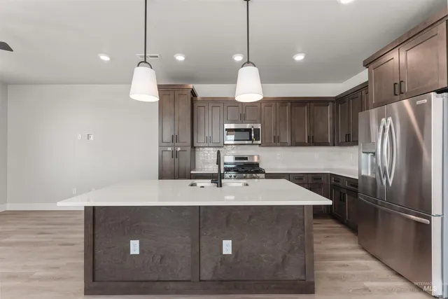 $429,990 | 152 South Koyukuk Lane, Star, ID 83669