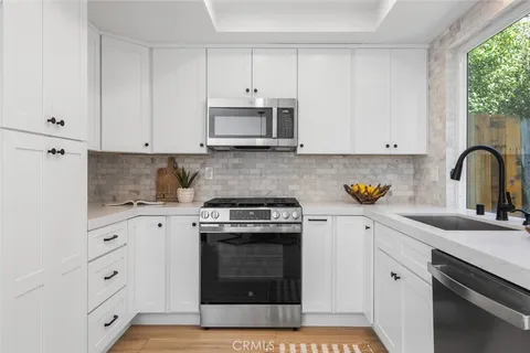 $649,800 | 3905 Hazard Avenue, Unit B22, Santa Ana, CA 92703