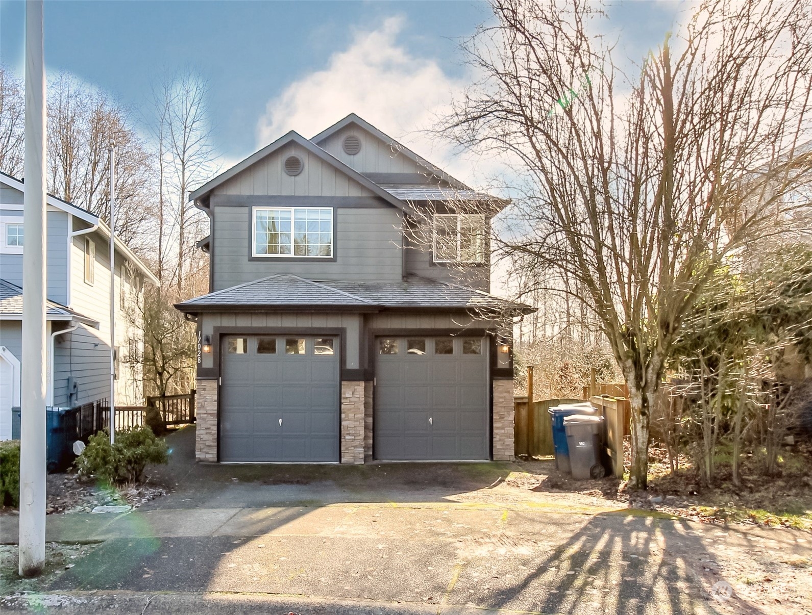 17028 4th Avenue Southeast Bothell, WA 98012 - Photo 1 of 40