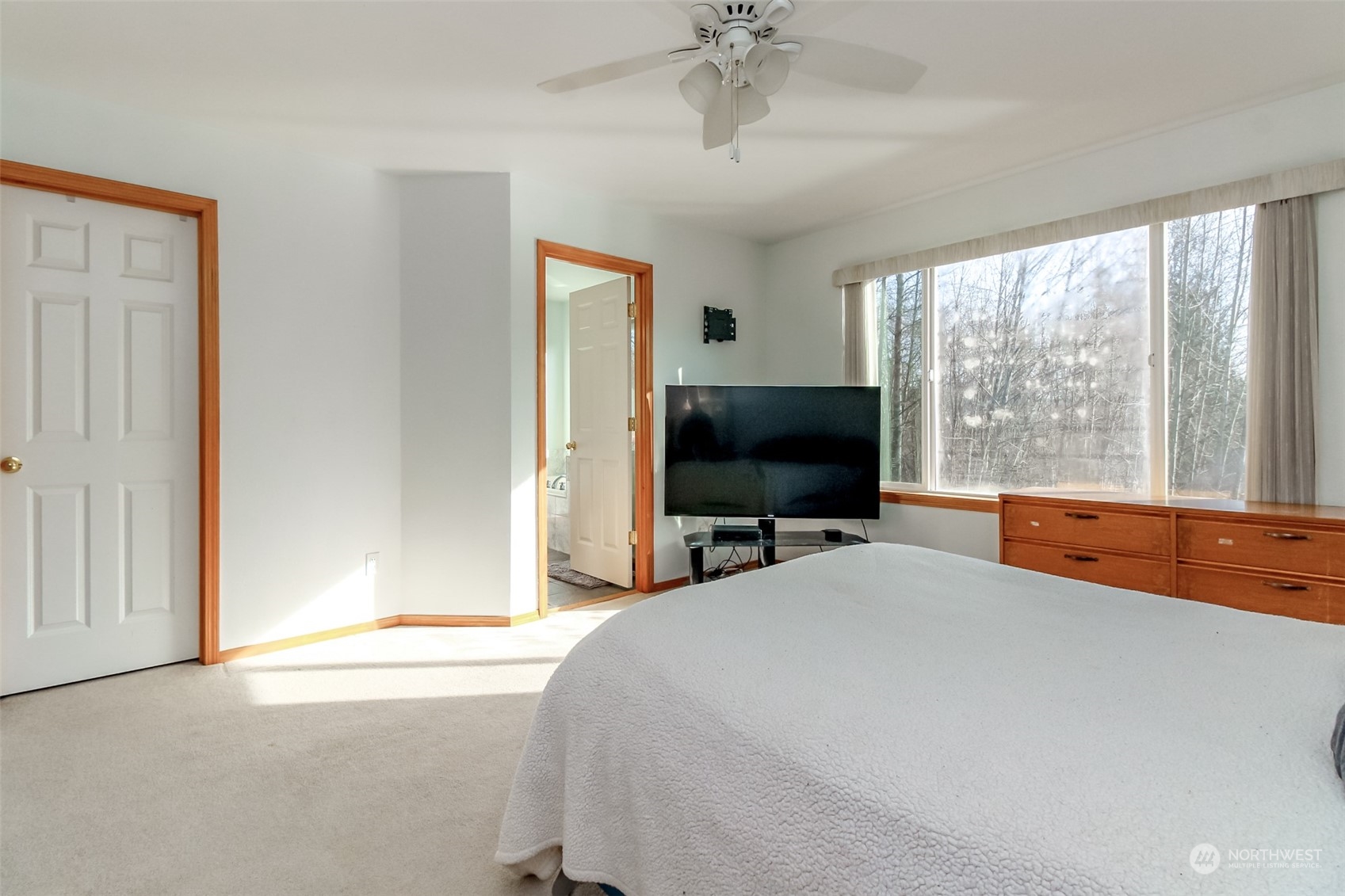 17028 4th Avenue Southeast Bothell, WA 98012 - Photo 18 of 40