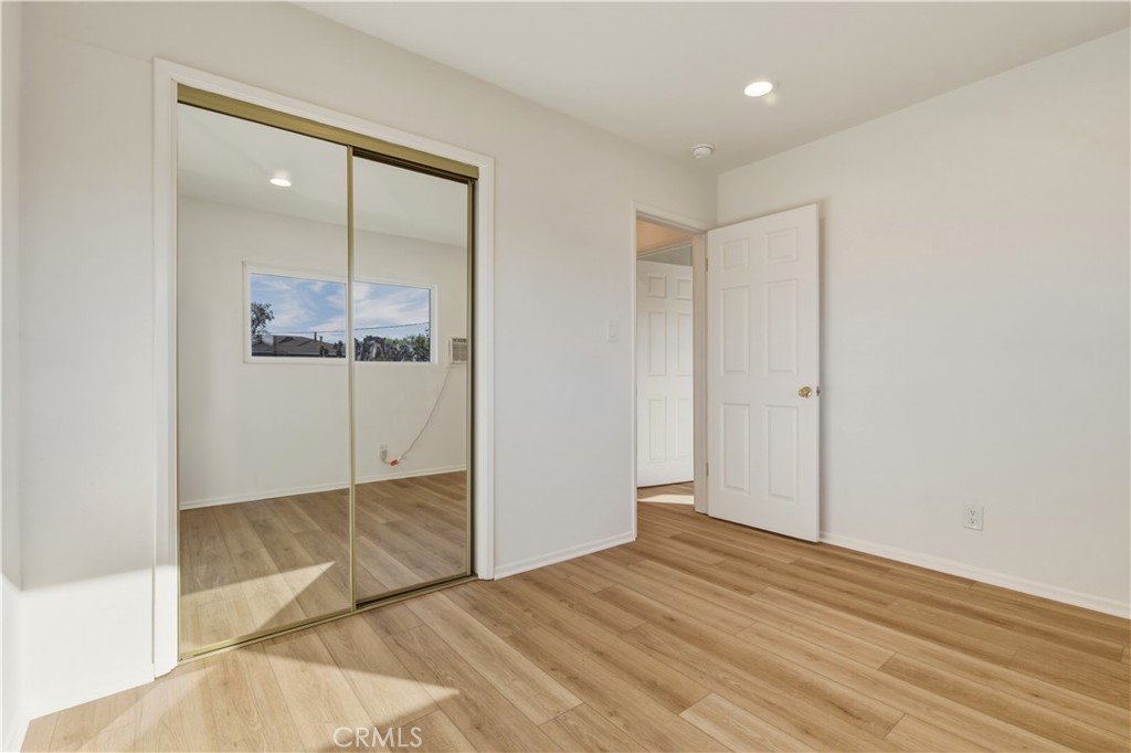 22862 15th Street Newhall, CA 91321 - Photo 8 of 16