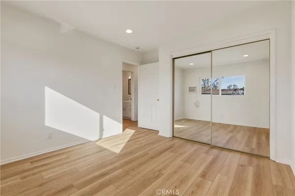 $1,695 | 22862 15th Street, Newhall, CA 91321