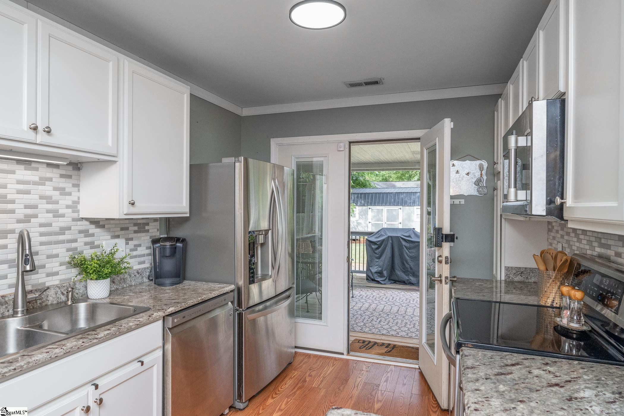 507 Trade Street Greer, SC 29651 - Photo 4 of 40 Gallery Image 4