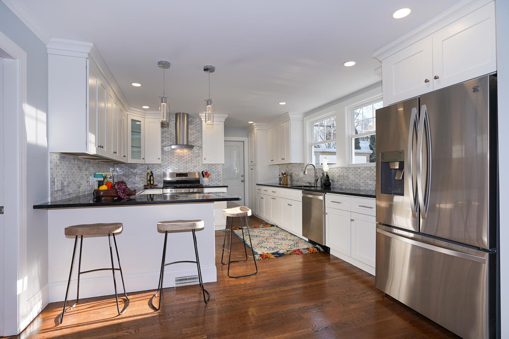 34-36 Watson Road, Unit 36 Belmont, MA 02478 - Photo 2 of 24