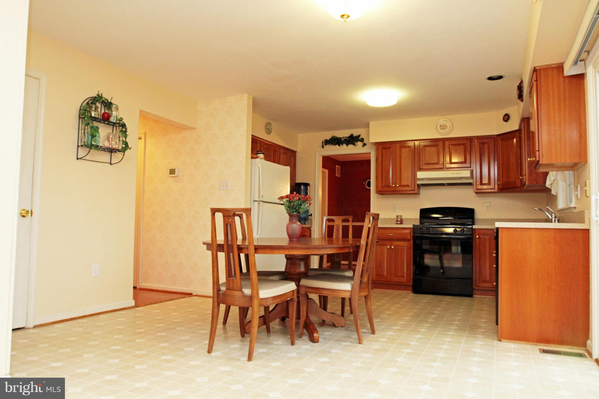 920 Rash Manor Court Westminster, MD 21157 - Photo 10 of 30 Kitchen