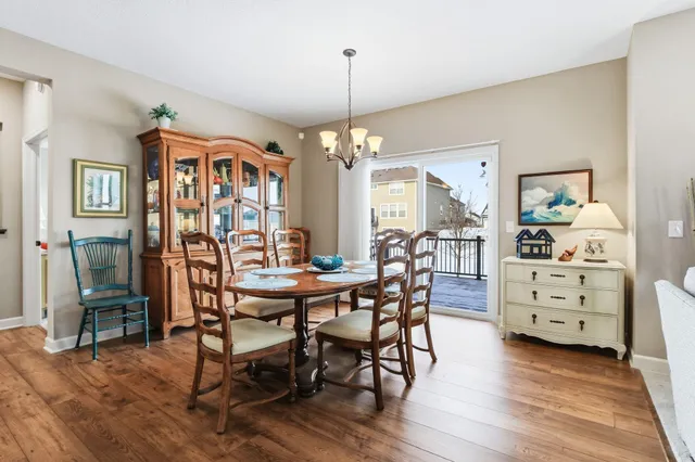 $594,900 | 9550 Junco Road North, Lake Elmo, MN 55042