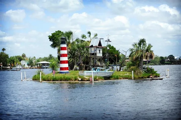 $685,000 | 1750 West Westford Path, Hernando, FL 34442