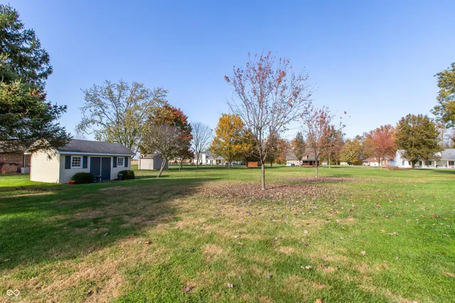 $357,500 | 2132 Lower Heiskell Court, Seymour, IN 47274
