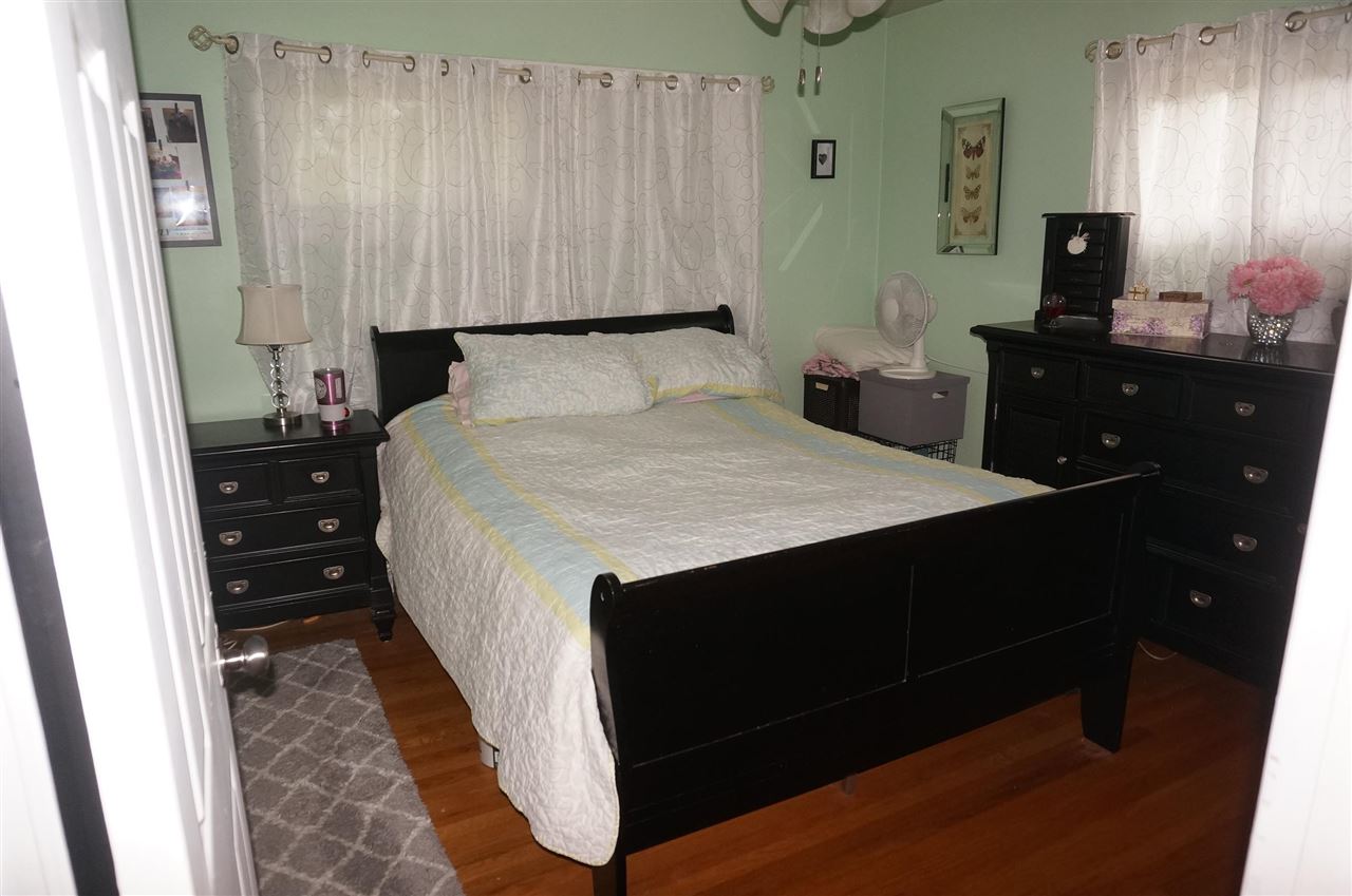 5253 13 Mile Road Warren, MI 48092 - Photo 13 of 24 Main Bedroom