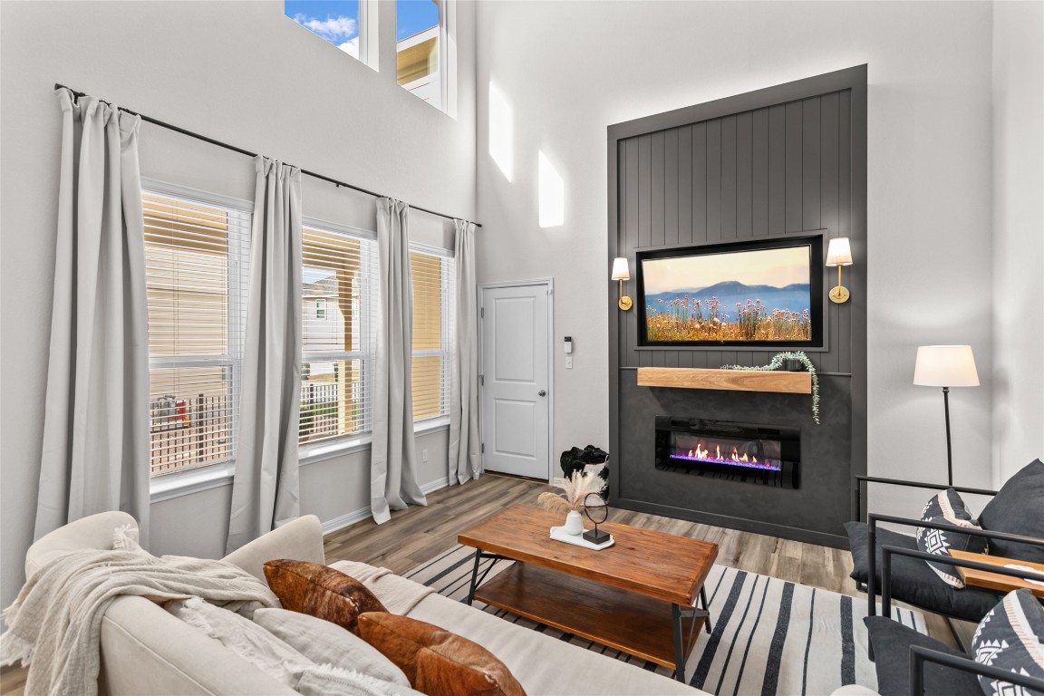 376 Lost Mine Peak Lane Dripping Springs, TX 78620 - Photo 12 of 40