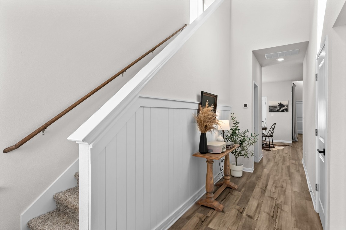 376 Lost Mine Peak Lane Dripping Springs, TX 78620 - Photo 7 of 40