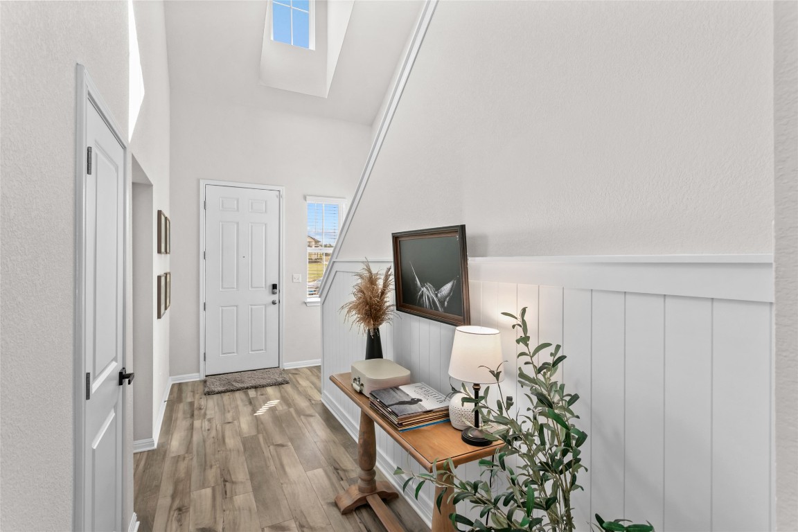 376 Lost Mine Peak Lane Dripping Springs, TX 78620 - Photo 8 of 40