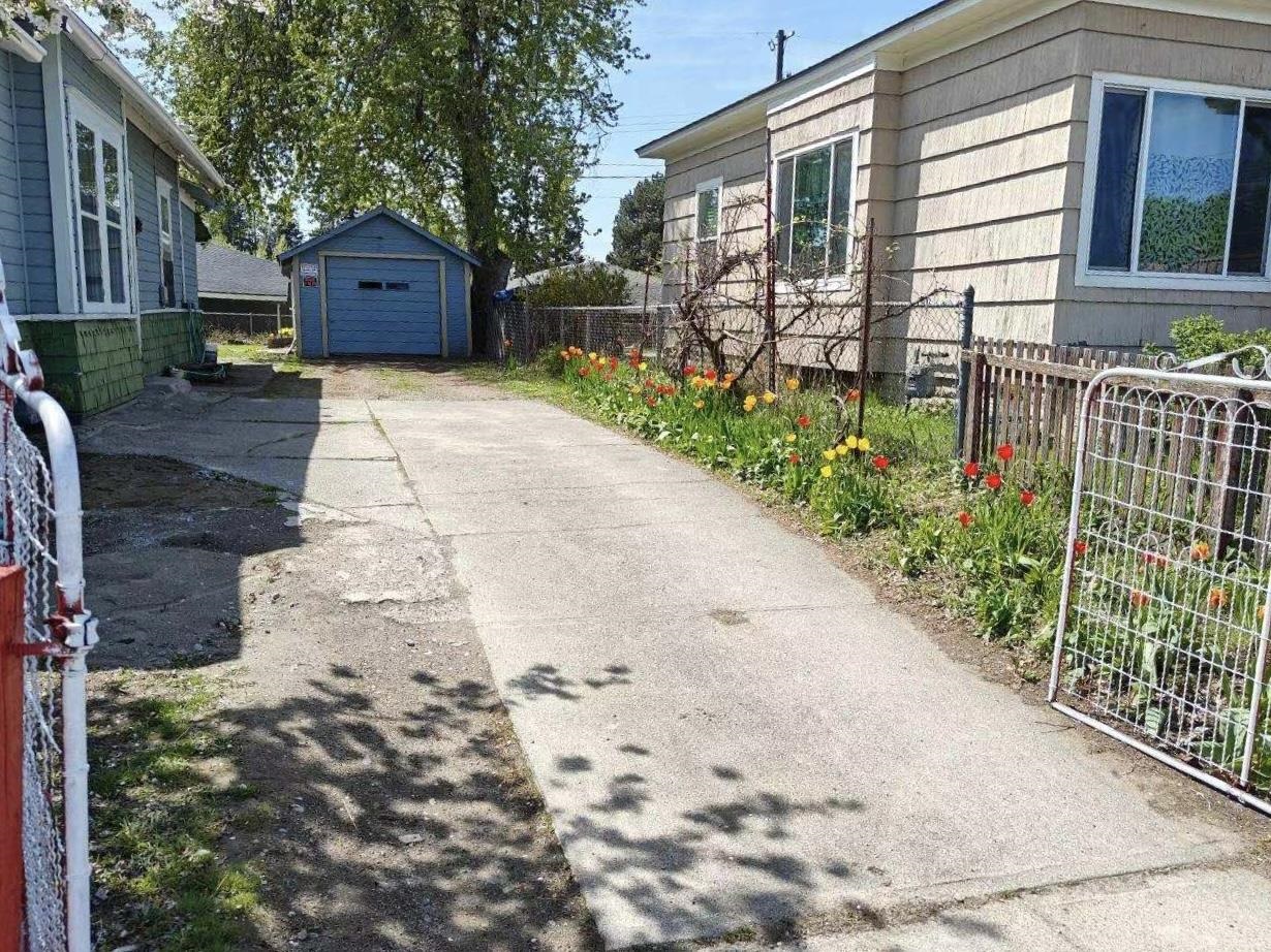 618 East Broad Avenue Spokane, WA 99207 - Photo 39 of 50