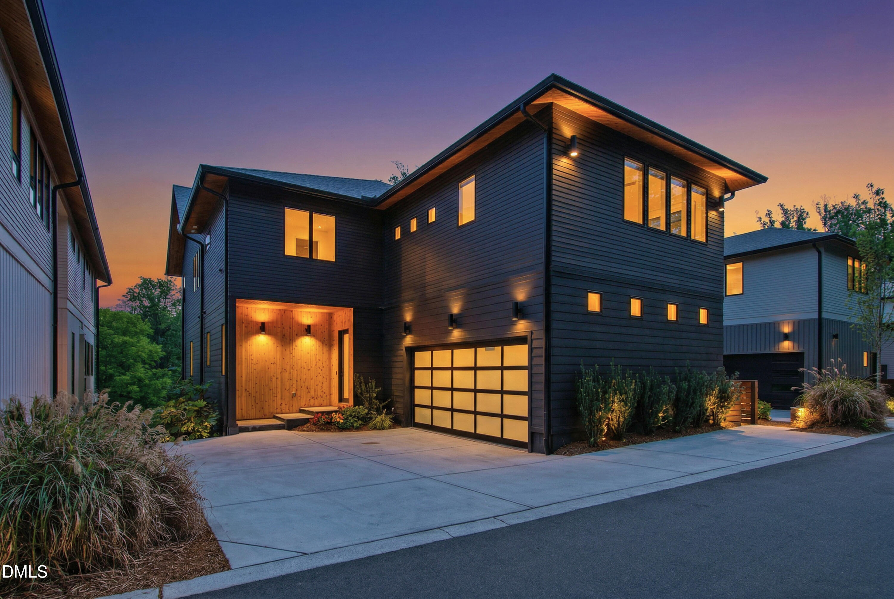 1617 Nottingham Road Raleigh, NC 27607 - Photo 43 of 46 Twilights (2)