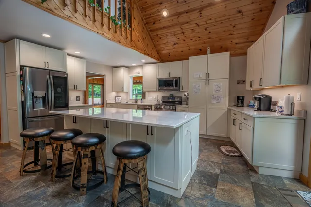 $1,350,000 | N627 Riviera Avenue, Merrillan, WI 54754