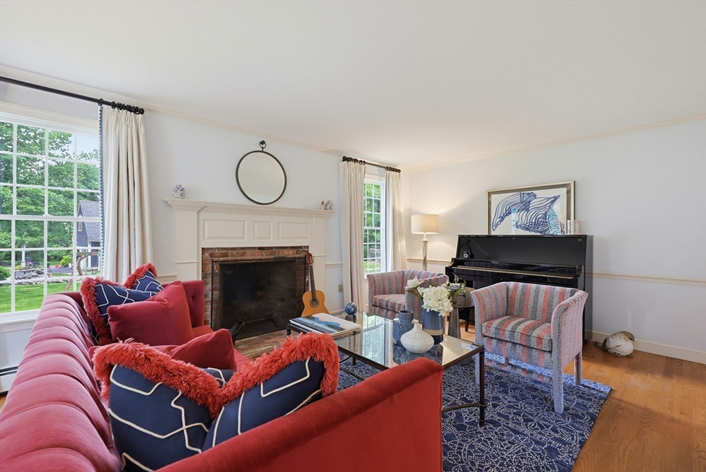 4 David Joseph Road Hopkinton, MA 01748 - Photo 11 of 40