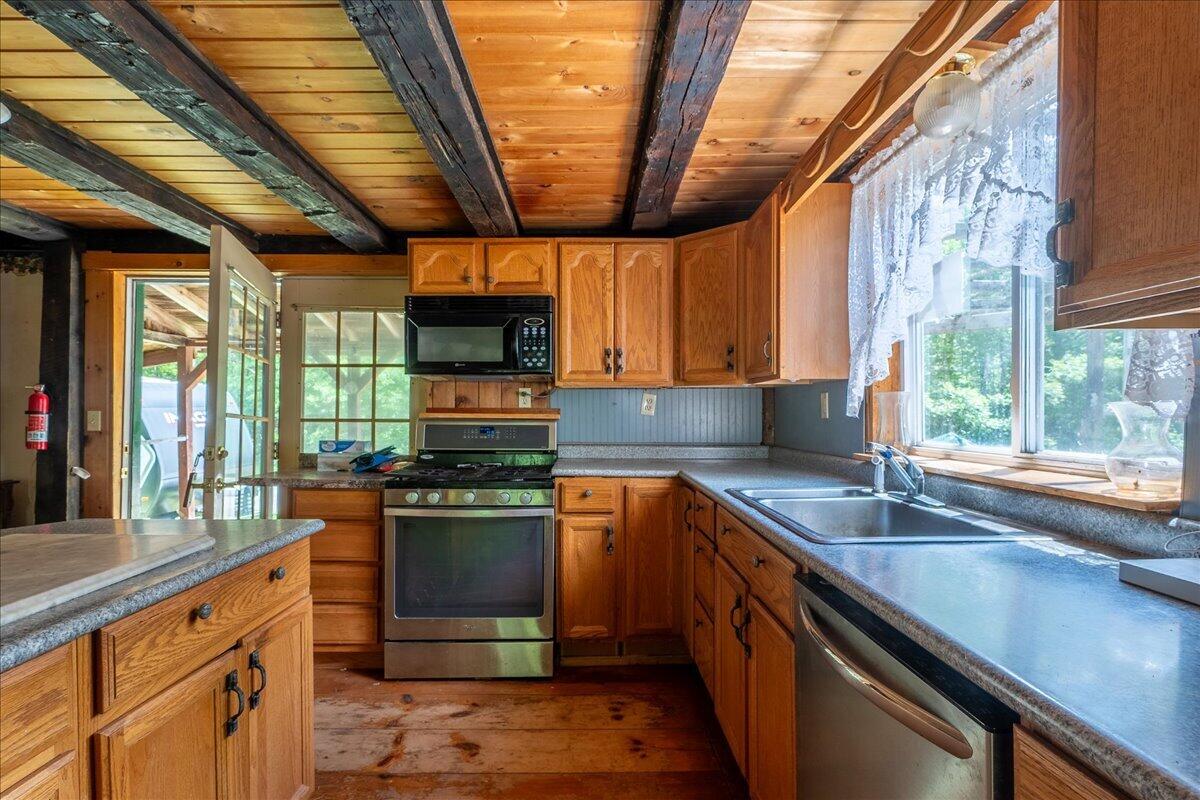 302 Mountain Road Washington, ME 04574 - Photo 8 of 53 302 Mountain Road, Washington