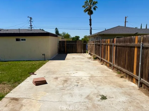 $3,000 | 3892 Kenneth Street, Jurupa Valley, CA 92509