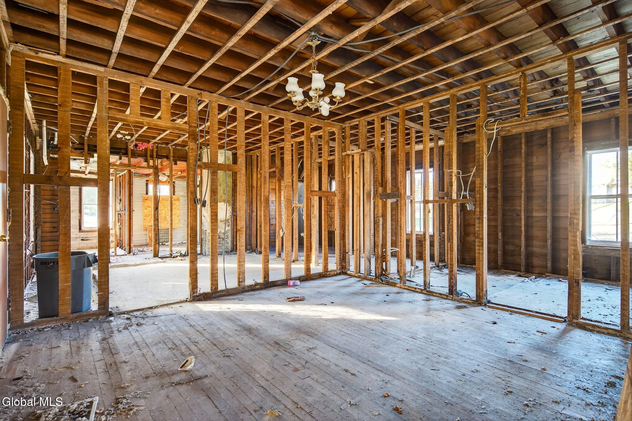 522 Loudon Road Colonie, NY 12211 - Photo 13 of 26 Interior 06