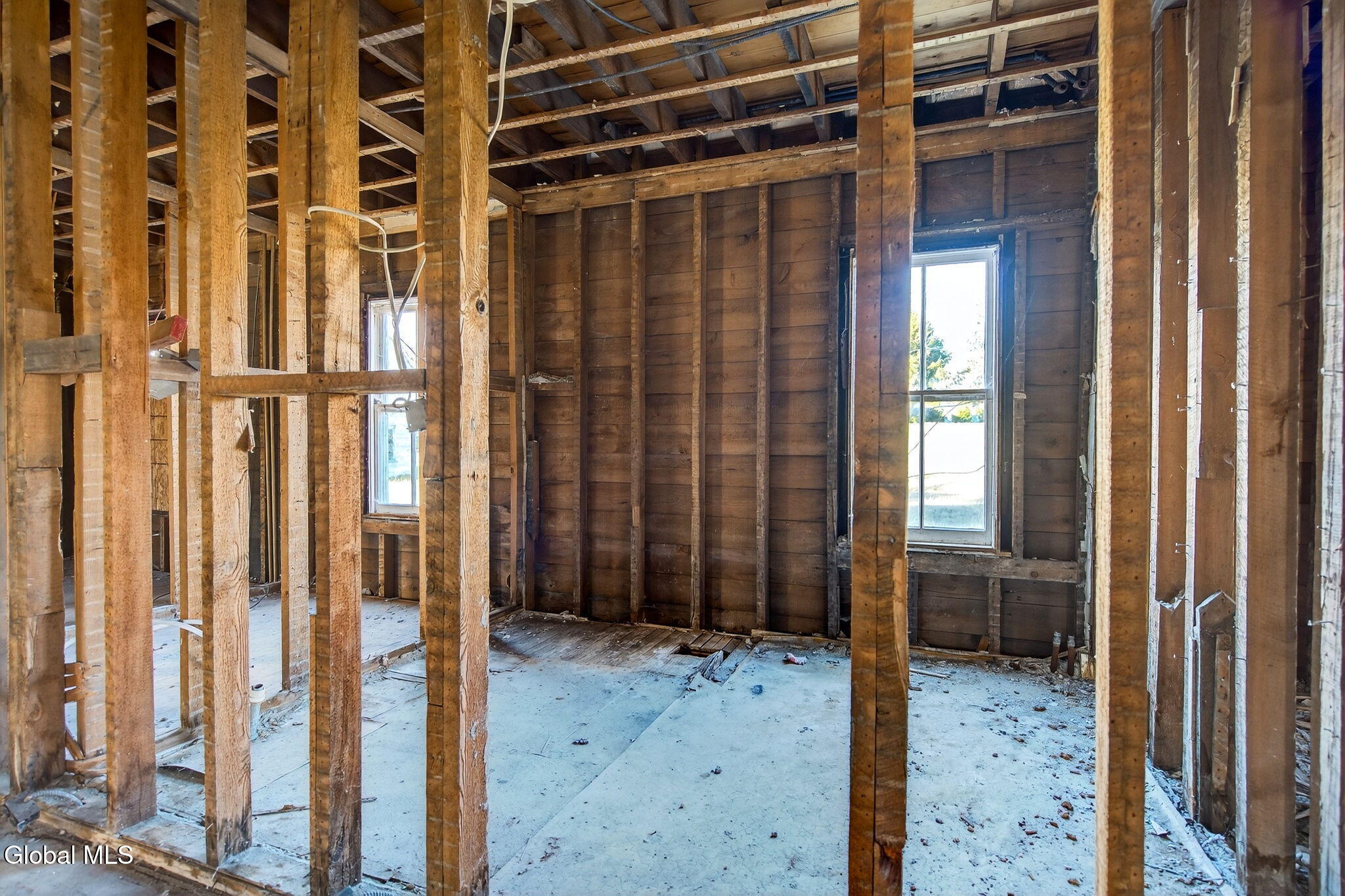 522 Loudon Road Colonie, NY 12211 - Photo 15 of 26 Interior 08