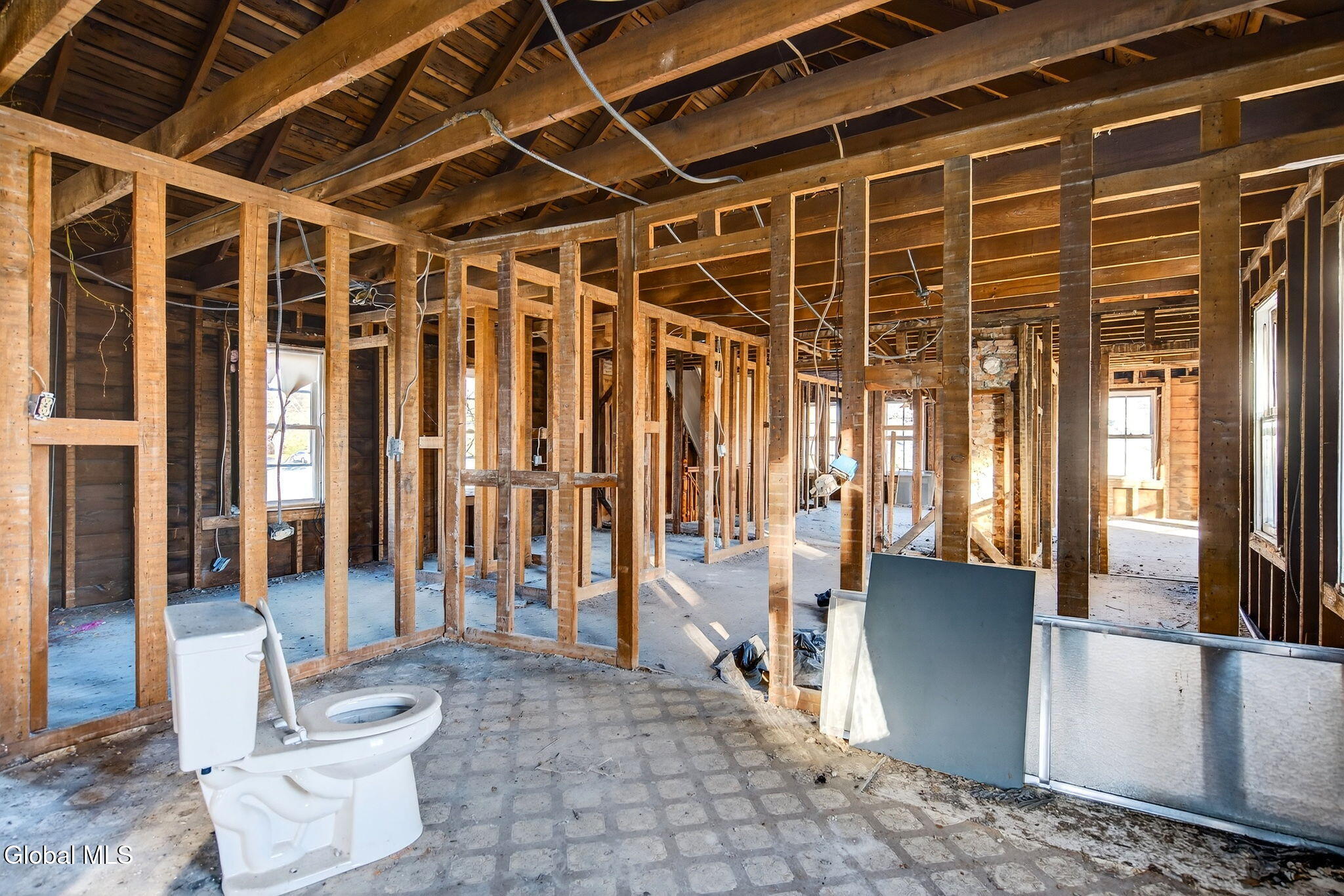 522 Loudon Road Colonie, NY 12211 - Photo 19 of 26 Interior 12