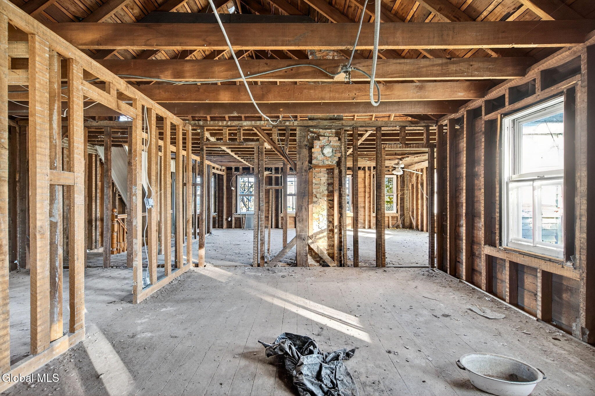 522 Loudon Road Colonie, NY 12211 - Photo 20 of 26 Interior 13