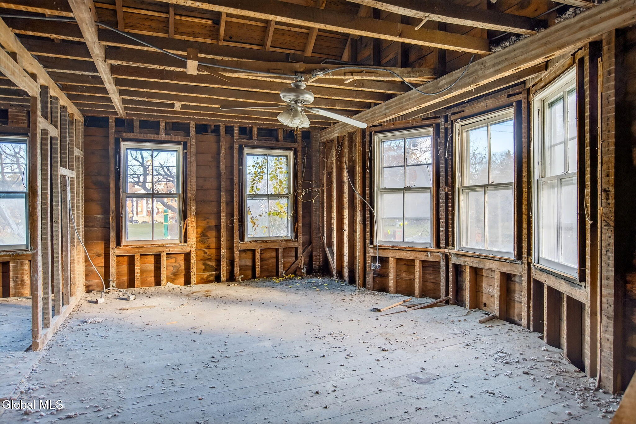 522 Loudon Road Colonie, NY 12211 - Photo 23 of 26 Interior 16