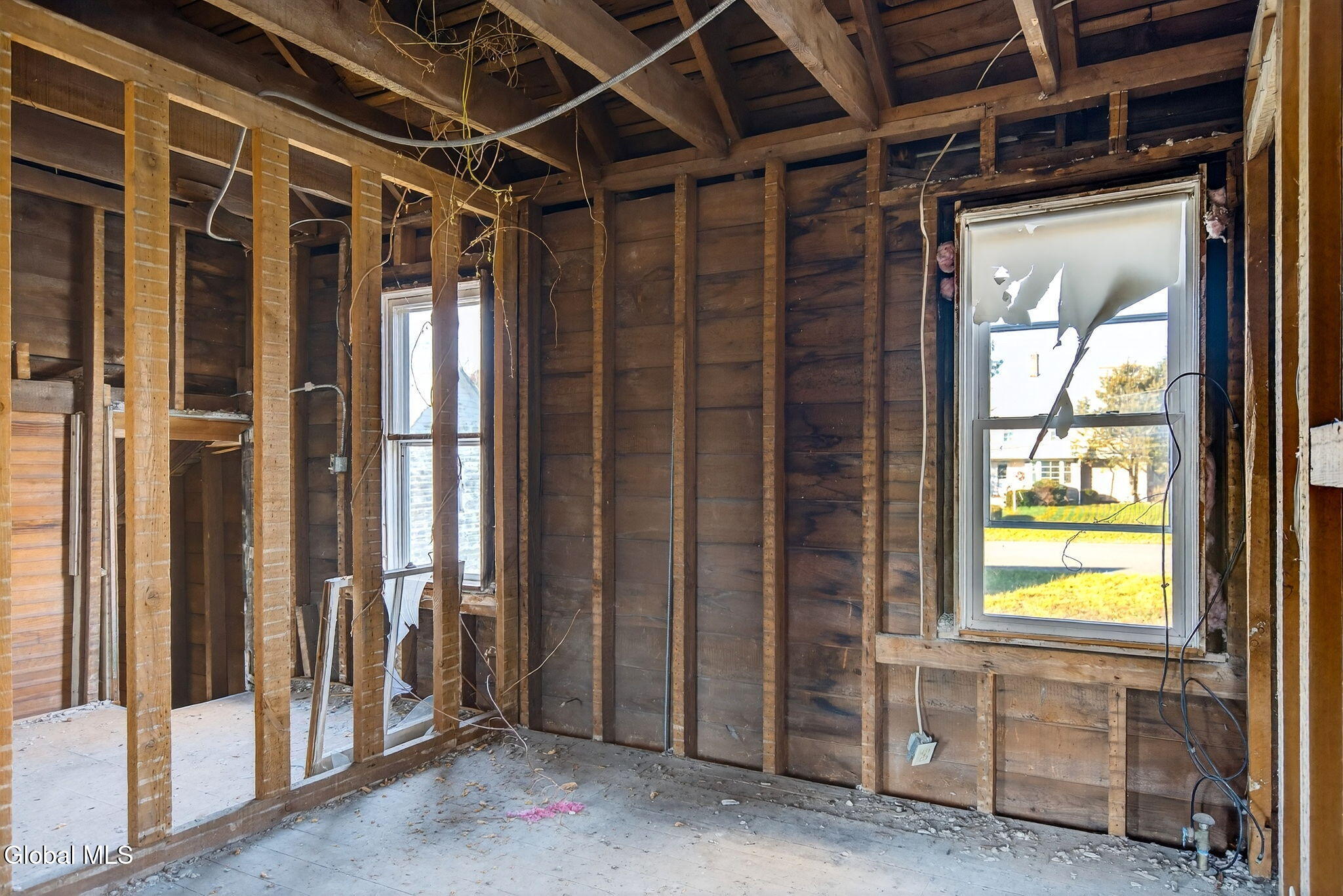 522 Loudon Road Colonie, NY 12211 - Photo 25 of 26 Interior 18