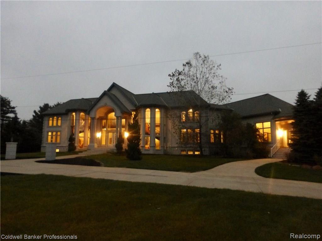 9797 Reese Road Clarkston, MI 48348 - Photo 1 of 62 1.1