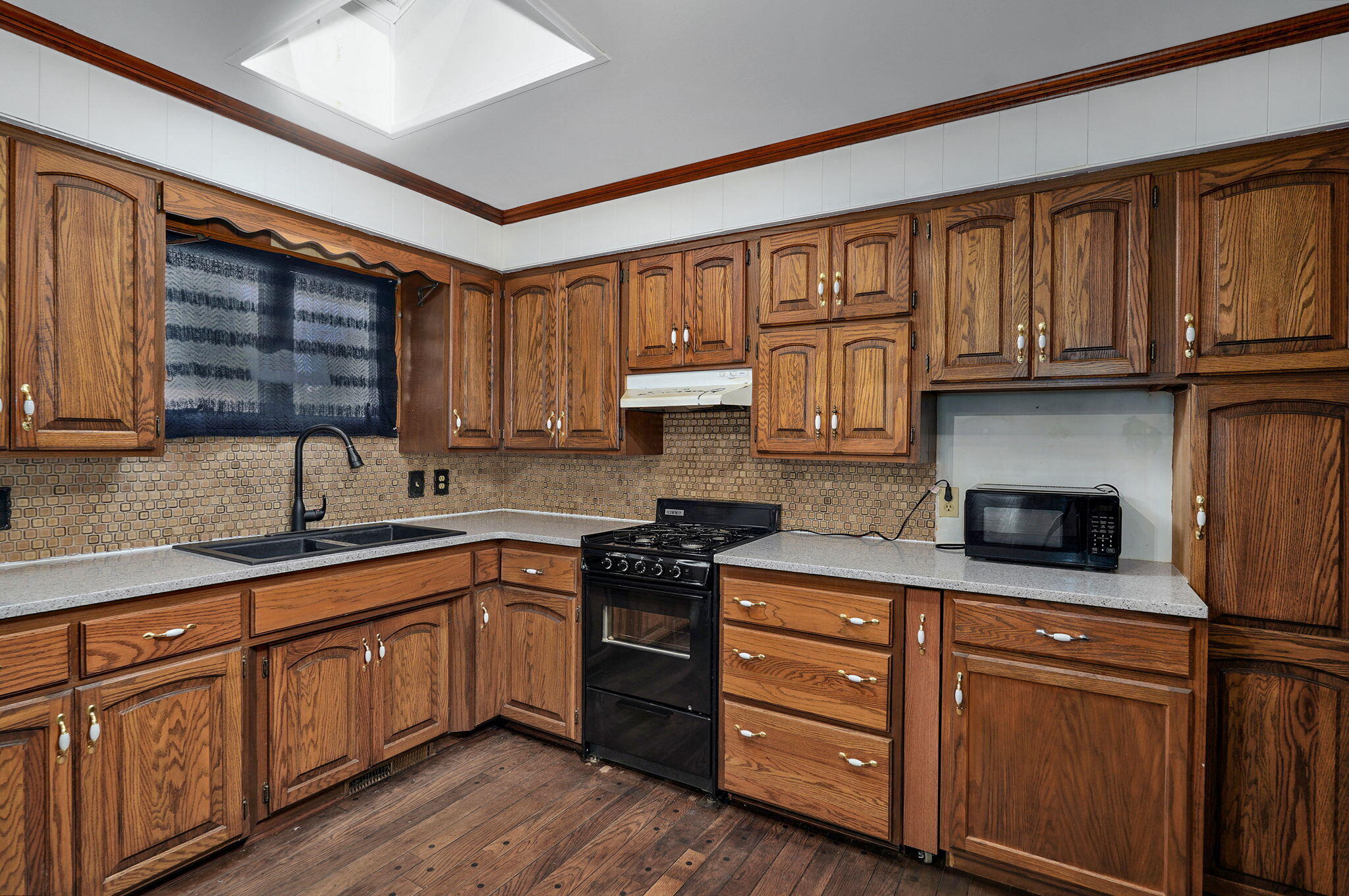 1320 David Road Mount Vernon, MO 65712 - Photo 3 of 28 1320 David Rd-10
