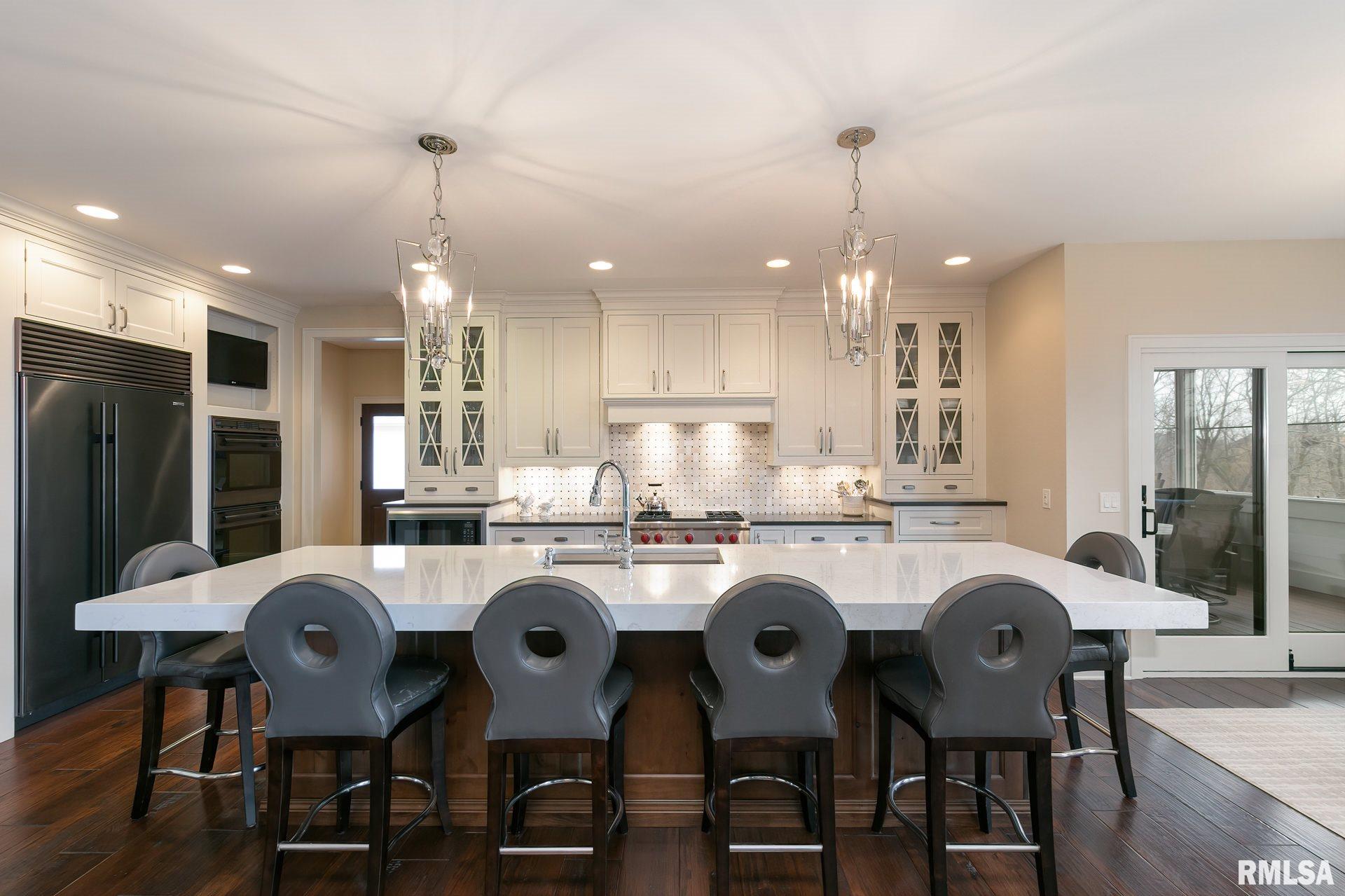 5982 Cardinal Road Bettendorf, IA 52722 - Photo 12 of 50 Gallery Image 12