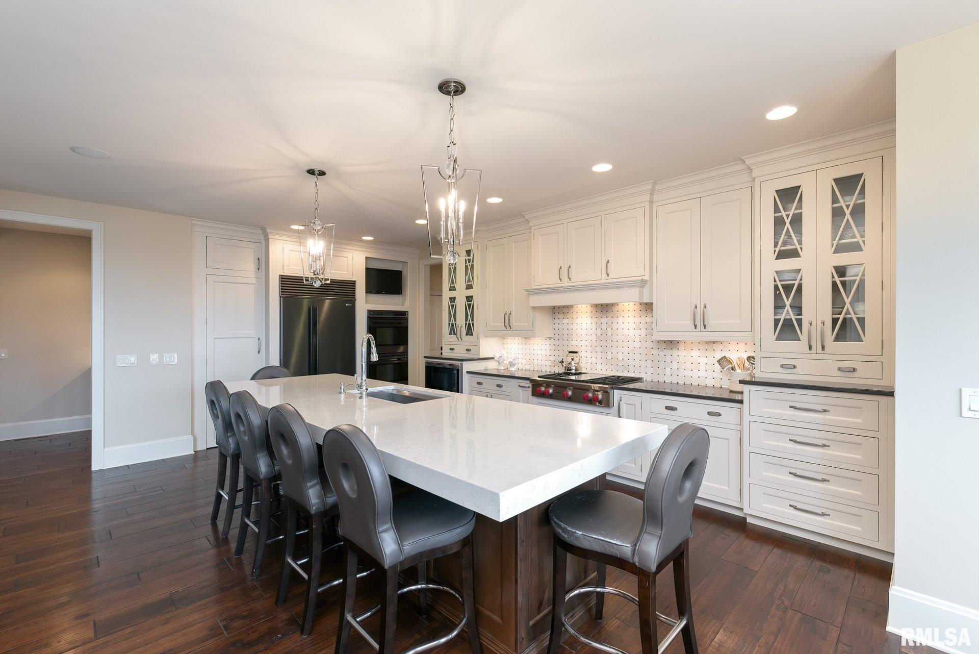 5982 Cardinal Road Bettendorf, IA 52722 - Photo 14 of 50 Gallery Image 14